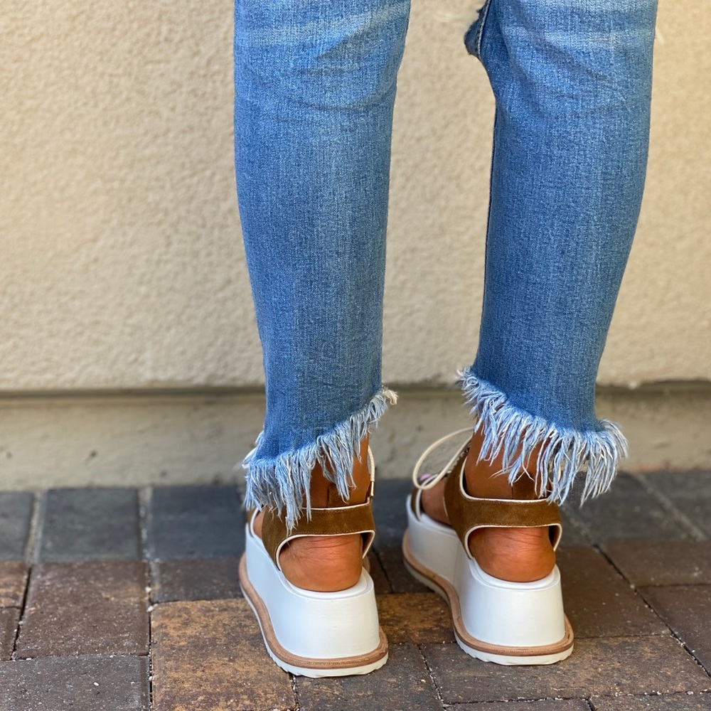 Kate Bosworth Razored Treads Lace Up Platform - Picture 9 of 10